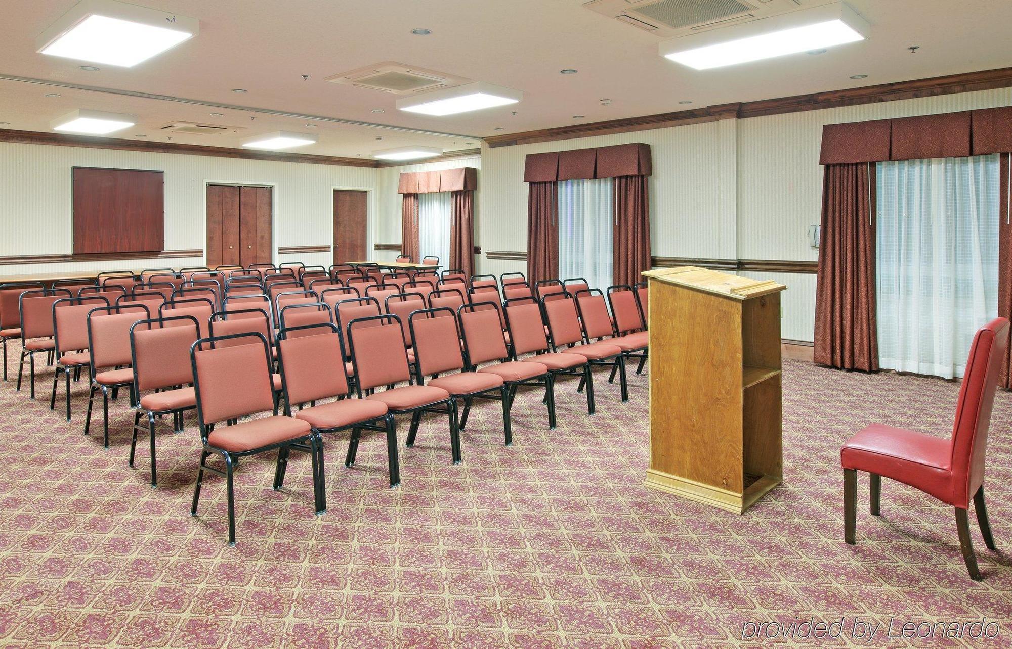 Holiday Inn Express Hotel & Suites Canton By Ihg Exteriör bild