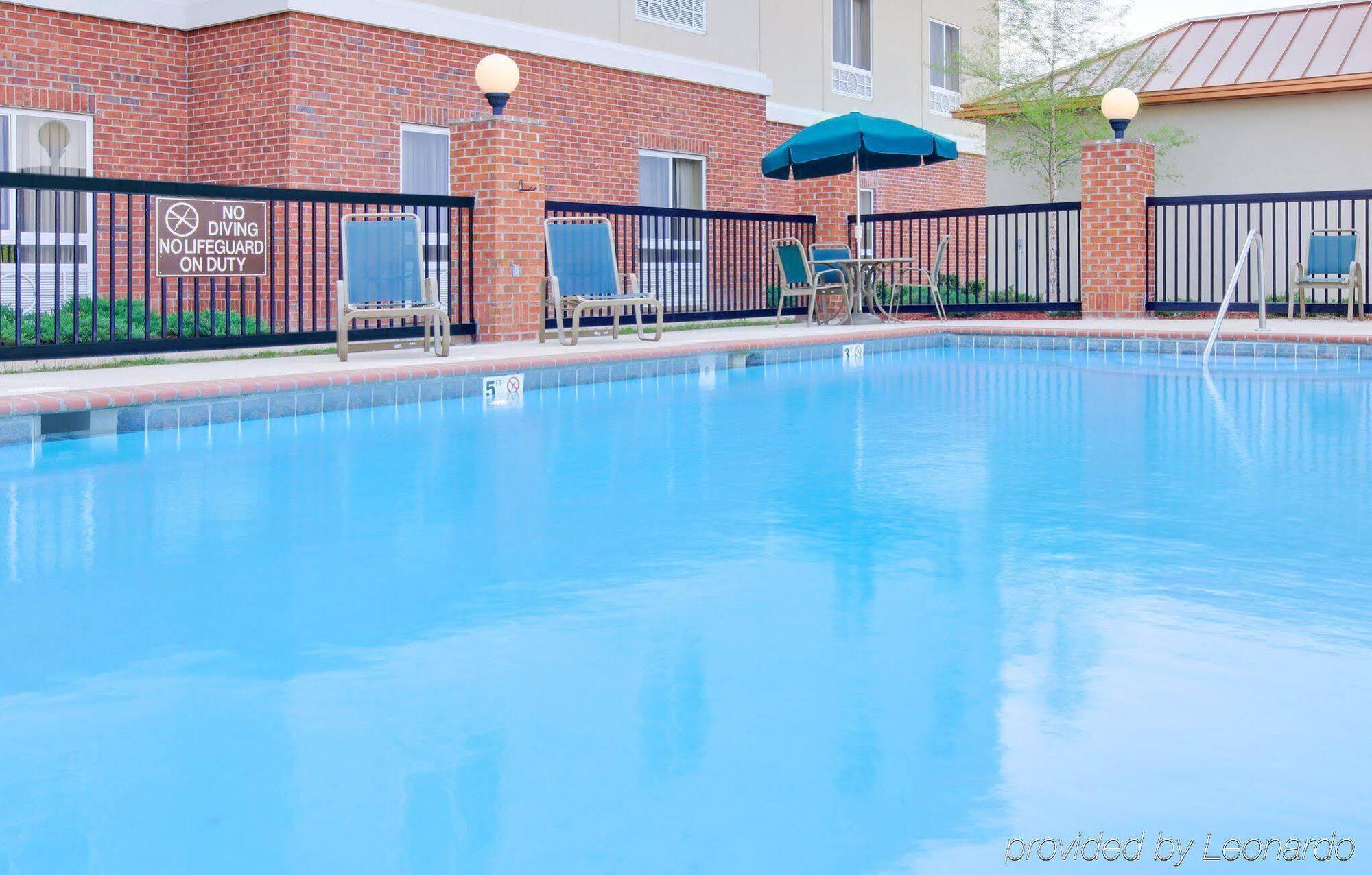 Holiday Inn Express Hotel & Suites Canton By Ihg Exteriör bild