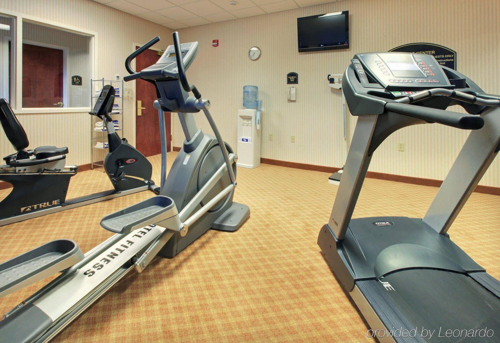 Holiday Inn Express Hotel & Suites Canton By Ihg Exteriör bild